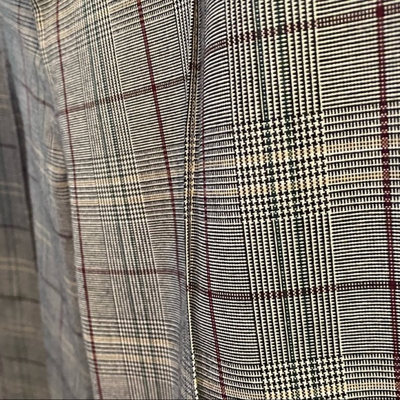 RO&DE plaid capri slacks with major flair at leg hems. Size US medium (M). Fun!! - Picture 9 of 13